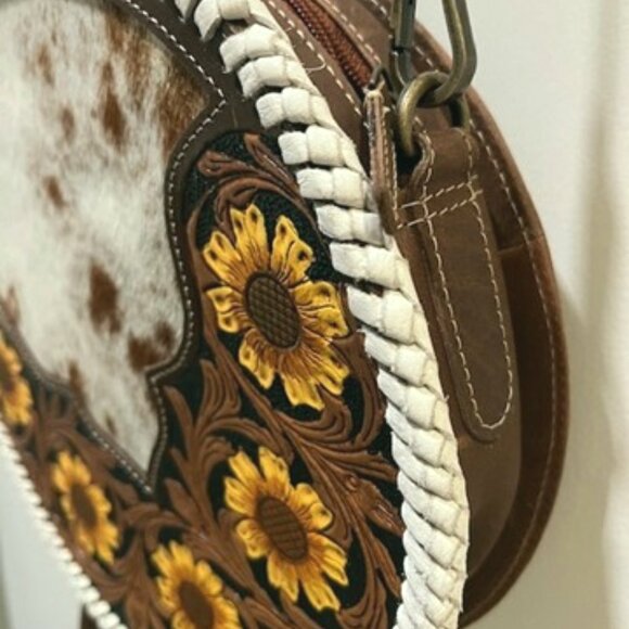 Mrya Western Crossbody Purse-NWT - Picture 8 of 12